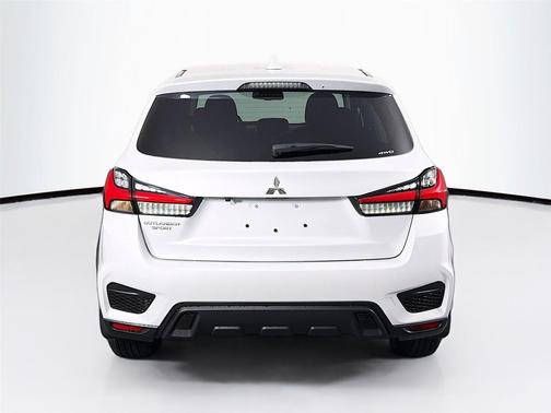 White Diamond 2026 Mitsubishi Outlander Sport 2.0 ES