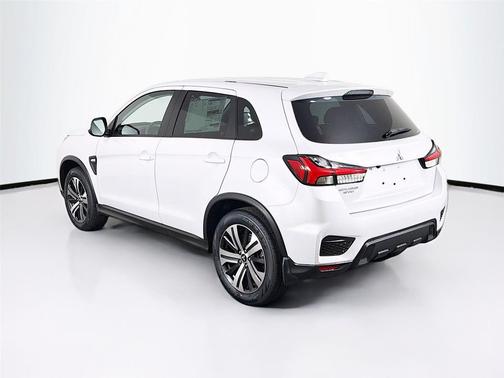 White Diamond 2026 Mitsubishi Outlander Sport 2.0 ES