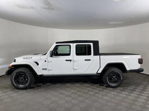 2024 Jeep Gladiator Willys