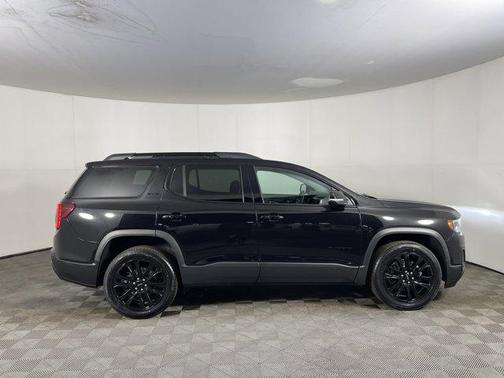 2022 GMC Acadia AWD SLE