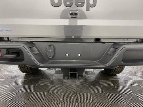 2022 Jeep Gladiator Sport S