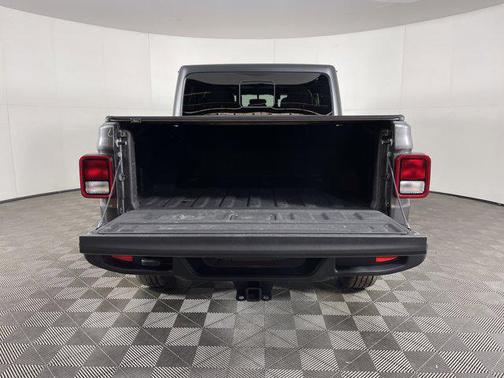 2022 Jeep Gladiator Sport S