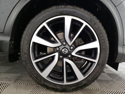 2017 Nissan Rogue Sport SL