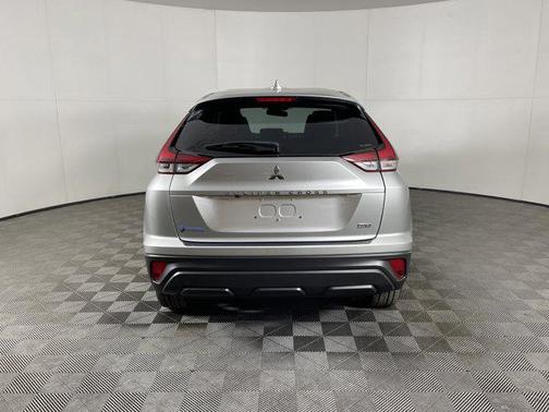 2023 Mitsubishi Eclipse Cross LE