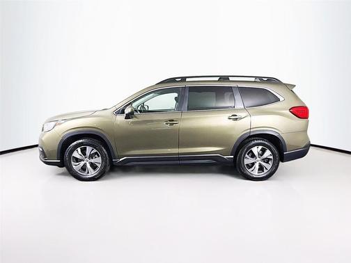 Autumn Green Metallic 2022 Subaru Ascent Premium 7-Passenger