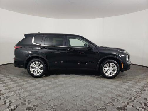 2026 Mitsubishi Outlander ES 1.5T S-AWC