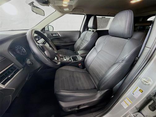 Alloy Silver Metallic 2022 Mitsubishi Outlander SE S-AWC