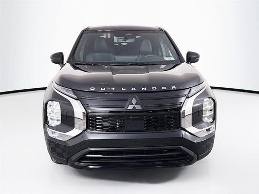 Black Diamond 2026 Mitsubishi Outlander SE S-AWC