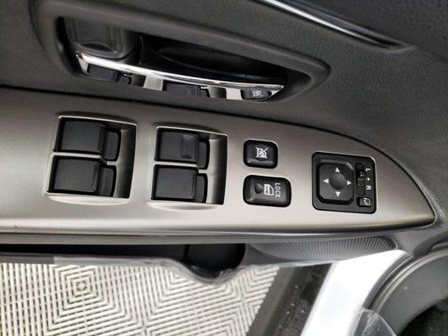 2025 Mitsubishi Outlander Sport SE