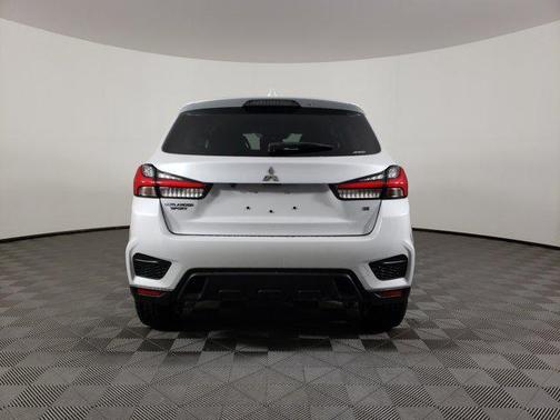 2025 Mitsubishi Outlander Sport SE