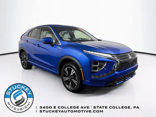 Labrador Black Pearl 2025 Mitsubishi Eclipse Cross SEL