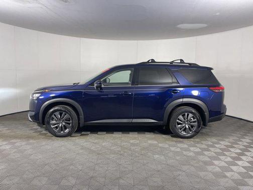2023 Nissan Pathfinder SV 4WD