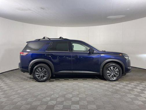 2023 Nissan Pathfinder SV 4WD
