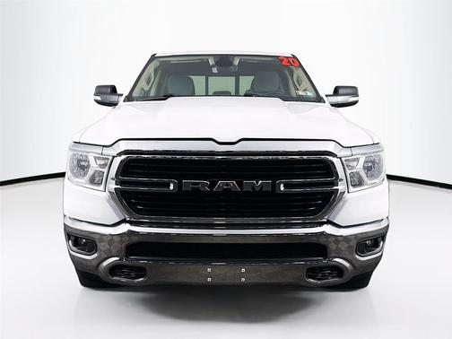 Bright White Clearcoat 2020 RAM 1500 Big Horn/Lone Star