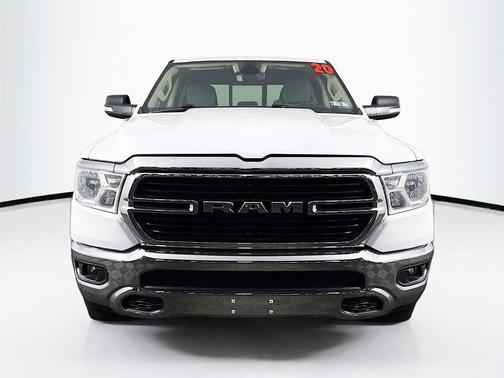 Bright White Clearcoat 2020 RAM 1500 Big Horn/Lone Star