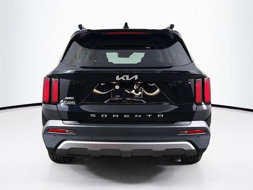 Ebony Black 2022 Kia Sorento EX
