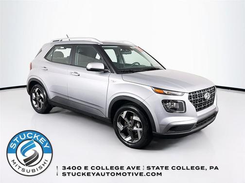 Shimmering Silver 2025 Hyundai VENUE SEL