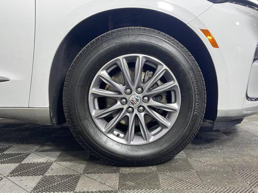 2023 Buick Enclave Essence AWD