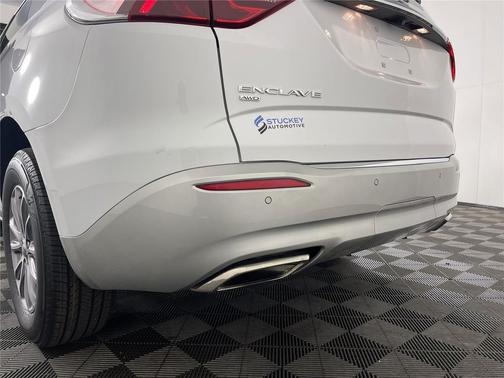2023 Buick Enclave Essence AWD