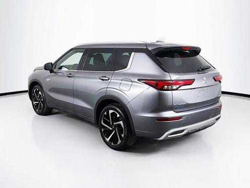 2023 Mitsubishi Outlander PHEV SEL