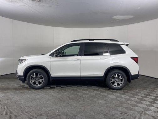 2022 Honda Passport AWD TrailSport
