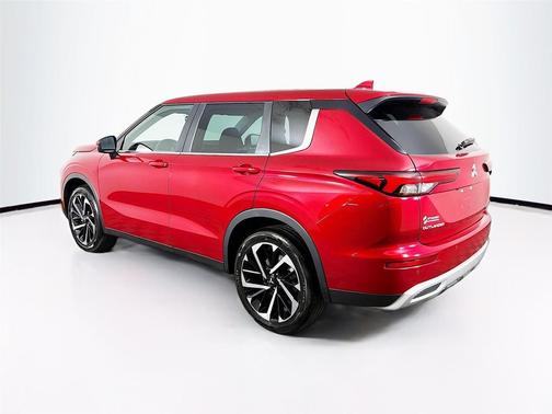 2023 Mitsubishi Outlander SE 2.5 S-AWC