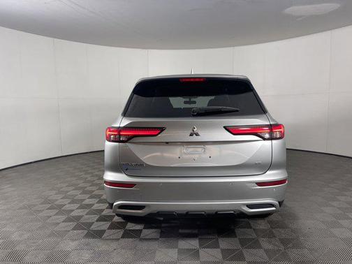 2022 Mitsubishi Outlander SE 2.5 2WD