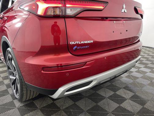 2024 Mitsubishi Outlander PHEV SE S-AWC