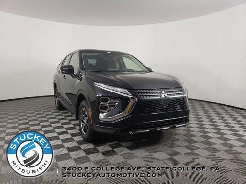 Labrador Black Pearl 2026 Mitsubishi Eclipse Cross ES