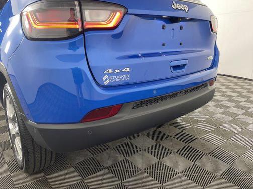 2024 Jeep Compass Latitude Lux