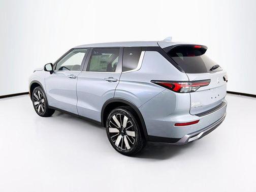 2026 Mitsubishi Outlander SE 1.5T S-AWC