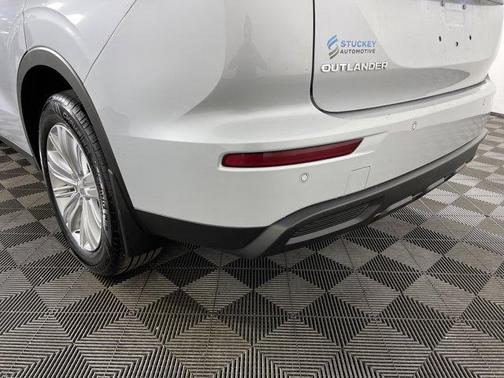 2023 Mitsubishi Outlander ES 2.5 S-AWC