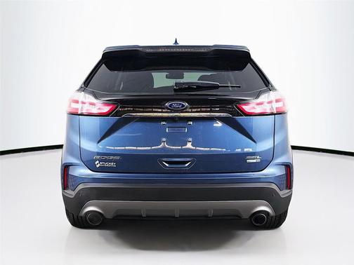 Blue Metallic 2019 Ford Edge SEL