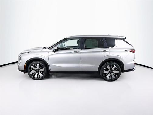 Alloy Silver Metallic 2026 Mitsubishi Outlander SE 1.5T S-AWC