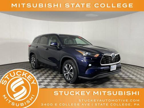 2023 Toyota Highlander Hybrid XLE