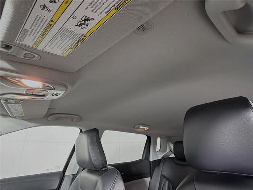 Diamond Black Crystal Pearlcoat 2022 Jeep Compass Limited