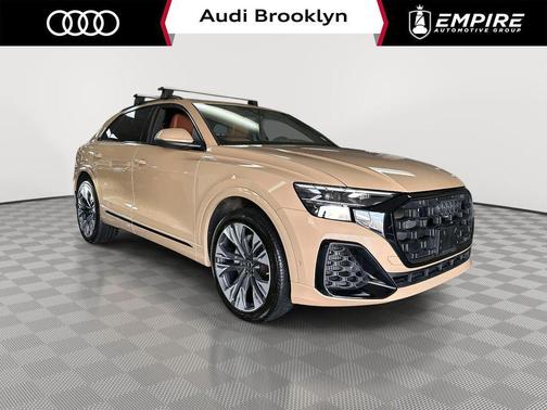 Sakhir Gold Metallic 2025 Audi Q8 55 Premium