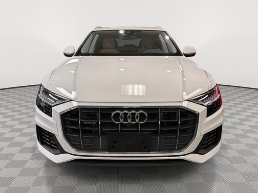 Carrara White 2023 Audi Q8 55 Premium