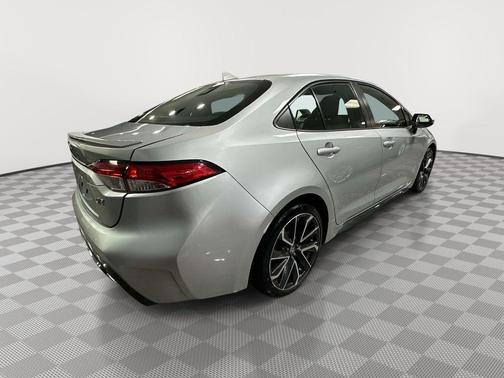 Classic Silver Metallic 2020 Toyota Corolla SE