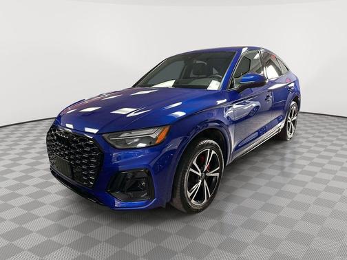 Ultra Blue Metallic 2025 Audi Q5 Sportback 45 S line quattro Premium