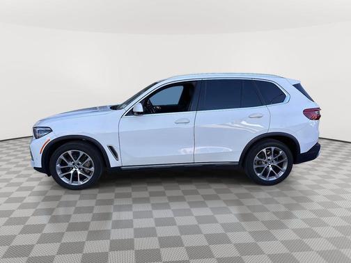 Alpine White 2020 BMW X5 xDrive40i
