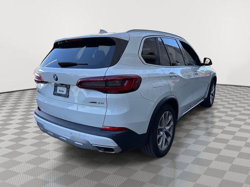 Alpine White 2020 BMW X5 xDrive40i