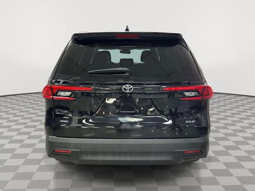 Midnight Black Metallic 2024 Toyota Grand Highlander XLE