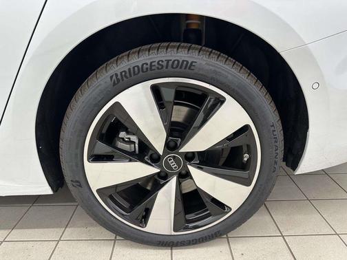 Glacier White Metallic 2025 Audi A5 2.0T quattro Premium