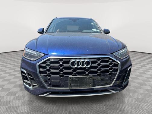 Navarra Blue Metallic 2024 Audi Q5 45 S line quattro Premium