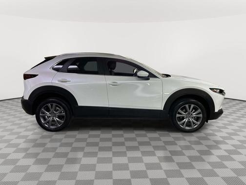 Snowflake White Pearl Mica 2024 Mazda CX-30