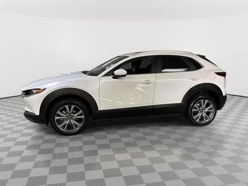 Snowflake White Pearl Mica 2024 Mazda CX-30