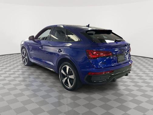 Ultra Blue Metallic 2023 Audi Q5 Sportback 45 S line quattro Premium