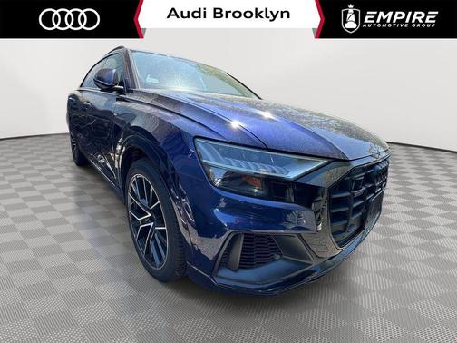 Navarra Blue Metallic 2023 Audi Q8 55 Premium Plus