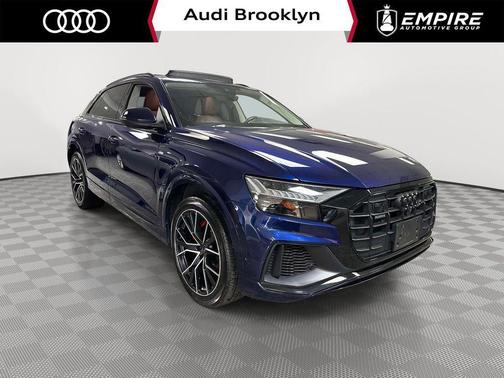 Navarra Blue Metallic 2023 Audi Q8 55 Premium Plus